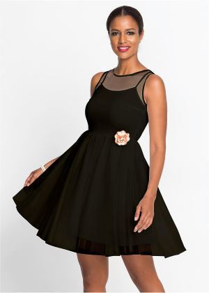 czarna-sukienka-2020-22_2 Czarna sukienka 2020