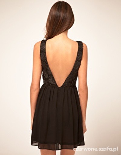 czarna-sukienka-odkryte-plecy-26_12 Czarna sukienka odkryte plecy