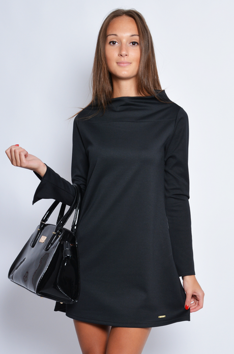 czarna-trapezowa-sukienka-83 Czarna trapezowa sukienka