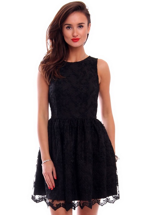 koronkowe-sukienki-czarne-74_20 Koronkowe sukienki czarne