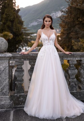 skromna-suknia-slubna-2023-54 Skromna suknia ślubna 2023