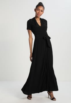 czarna-sukienka-dluga-05_6 Czarna sukienka dluga