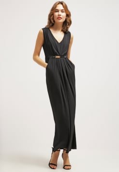 sukienki-czarne-dugie-71_11 Sukienki czarne długie