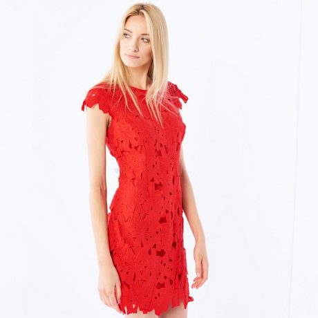 czerwona-sukienka-gipiura-32_4 Czerwona sukienka gipiura