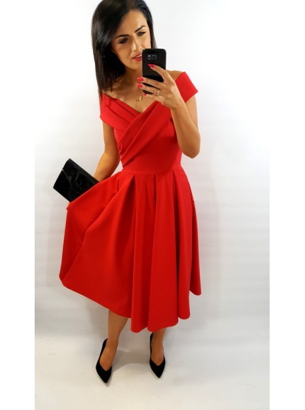 czerwona-sukienka-na-ramiona-85_4 Czerwona sukienka na ramiona