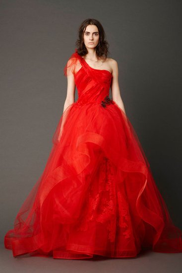 czerwone-suknie-slubne-80_8 Czerwone suknie ślubne