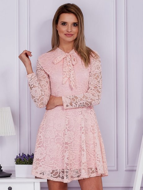 koronkowa-rozowa-sukienka-31_17 Koronkowa różowa sukienka