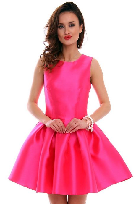 sukienki-rozowe-rozkloszowane-66_17 Sukienki różowe rozkloszowane