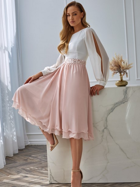 modne-suknie-weselne-2021-01_12 Modne suknie weselne 2021