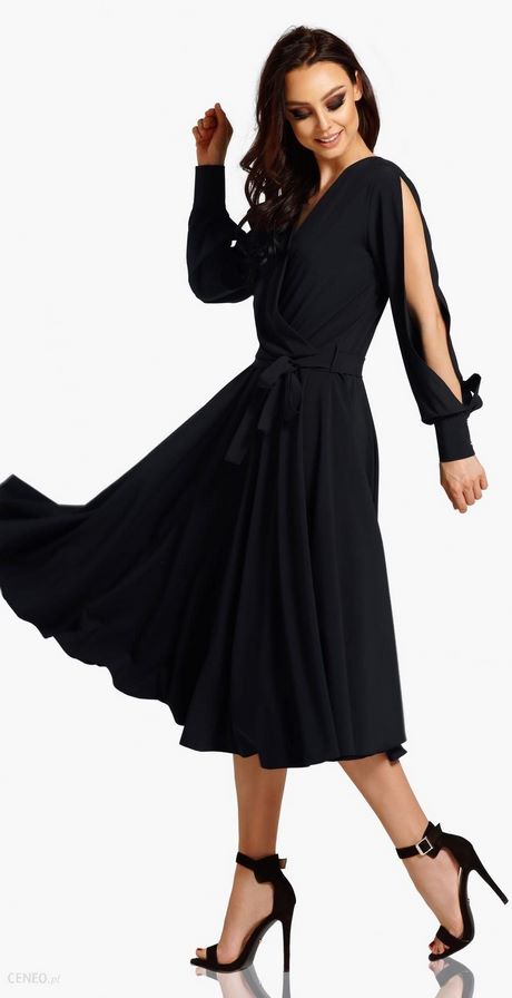 sukienki-czarne-na-wesele-2021-41_15 Sukienki czarne na wesele 2021