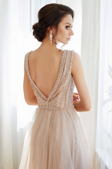 sukienki-dla-swiadkowej-na-wesele-2021-16_5 Sukienki dla świadkowej na wesele 2021