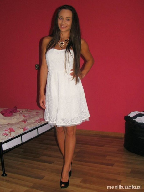 biaa-sukienka-jakie-buty-i-dodatki-05_5 Biała sukienka jakie buty i dodatki