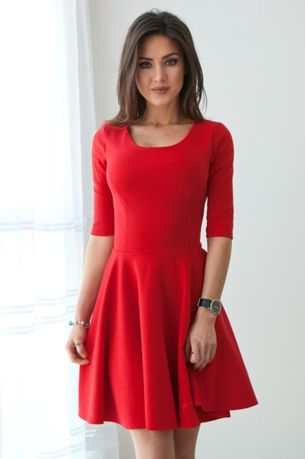 czerwona-sukienka-na-codzie-98_18 Czerwona sukienka na codzień