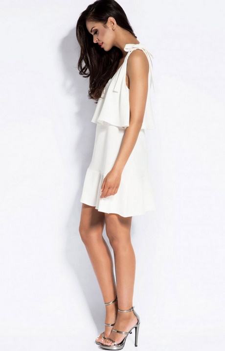 modne-biae-sukienki-71_18 Modne białe sukienki