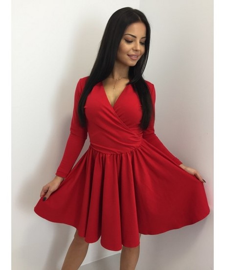 czerwona-rozkloszowana-sukienka-z-dlugim-rekawem-56_19 Czerwona rozkloszowana sukienka z długim rękawem