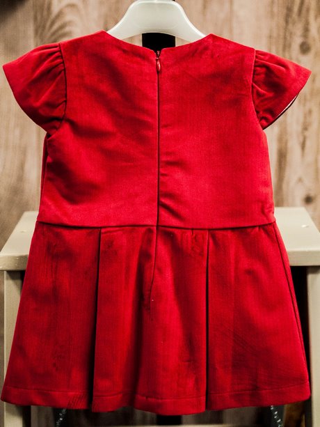 czerwona-sukienka-dziewczeca-32_20 Czerwona sukienka dziewczęca