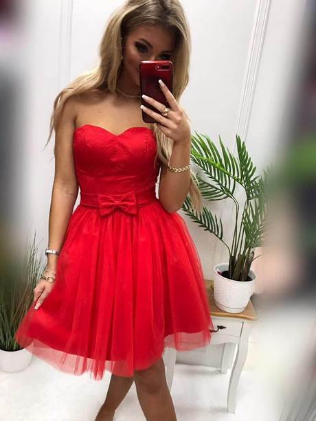 czerwona-sukienka-gorset-56_15 Czerwona sukienka gorset