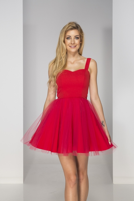 czerwona-sukienka-na-bal-gimnazjalny-85_16 Czerwona sukienka na bal gimnazjalny