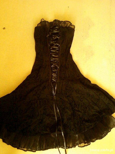 gotycka-sukienka-z-gorsetem-70_15 Gotycka sukienka z gorsetem
