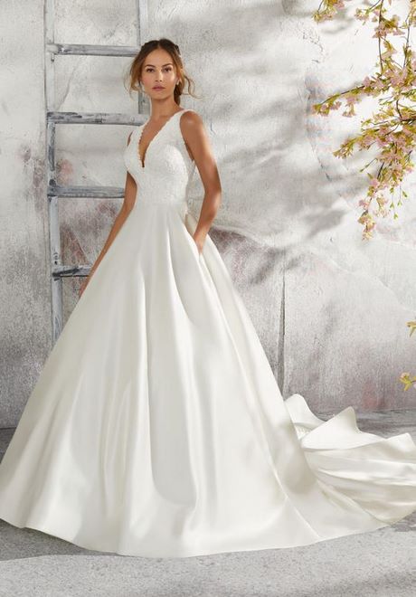 najmodniejsze-suknie-weselne-49_4 Najmodniejsze suknie weselne