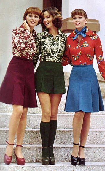 lata-70-moda-damska-sukienki-70_14 Lata 70 moda damska sukienki