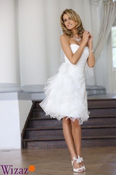 biaa-krtka-sukienka-na-wesele-70_12 Biała krótka sukienka na wesele
