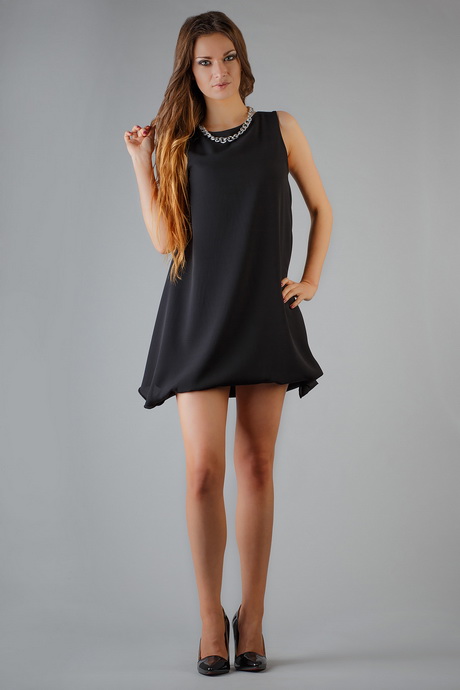 czarna-zwiewna-sukienka-59_15 Czarna zwiewna sukienka