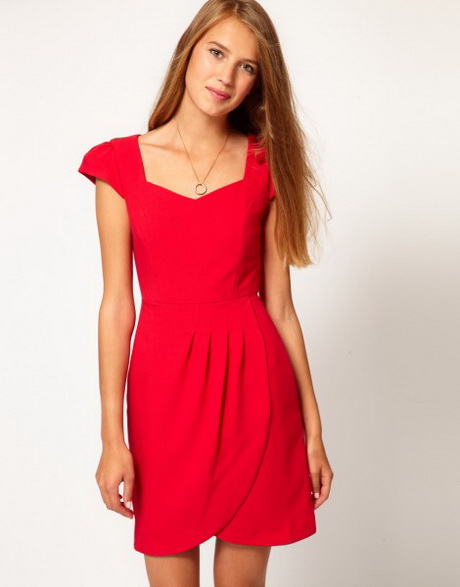 czerwona-sukienka-buty-73_20 Czerwona sukienka buty