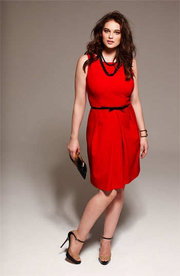 czerwona-sukienka-dodatki-30_7 Czerwona sukienka dodatki