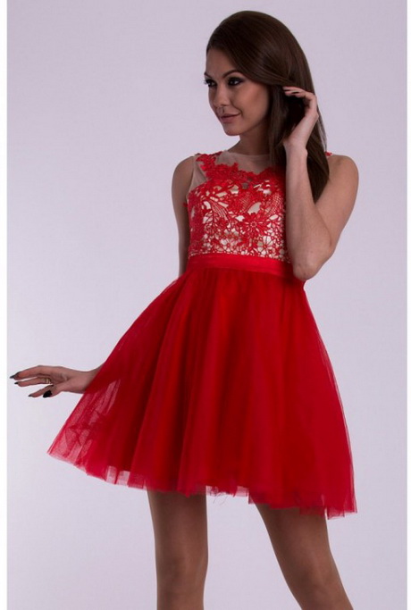 czerwona-sukienka-na-studniwk-40_5 Czerwona sukienka na studniówkę