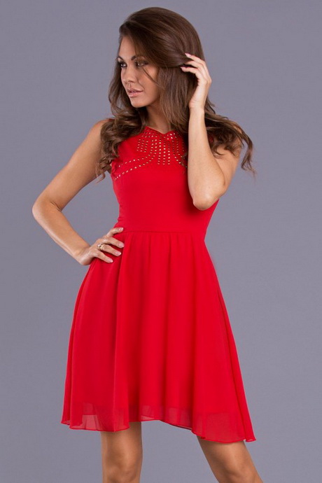 czerwona-sukienka-na-studniwk-40_7 Czerwona sukienka na studniówkę