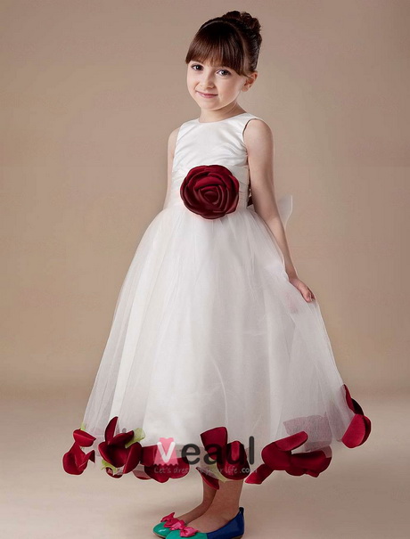 eleganckie-sukienki-dla-dziewczynek-78_10 Eleganckie sukienki dla dziewczynek