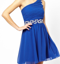 niebieska-sukienka-wieczorowa-58 Niebieska sukienka wieczorowa