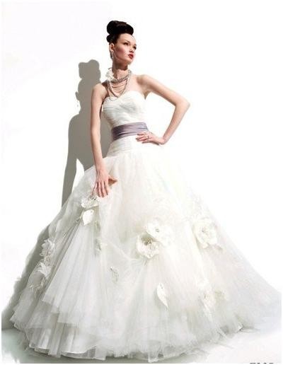 pikne-sukienki-lubne-25_6 Piękne sukienki ślubne