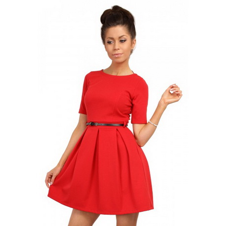 rozkloszowana-czerwona-sukienka-52_20 Rozkloszowana czerwona sukienka