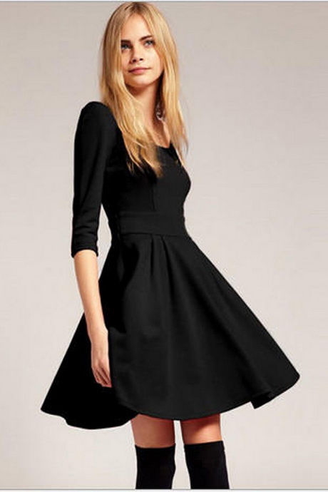rozkloszowana-sukienka-czarna-85_12 Rozkloszowana sukienka czarna