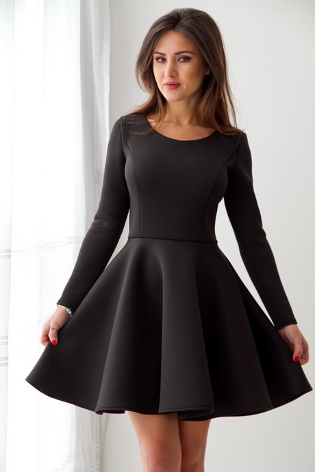 sukienka-czarna-rozkloszowana-71_2 Sukienka czarna rozkloszowana