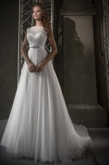 suknie-lubne-klasyczne-43_3 Suknie ślubne klasyczne