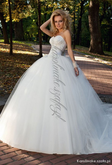 suknie-lubne-ksiniczka-28 Suknie ślubne księżniczka