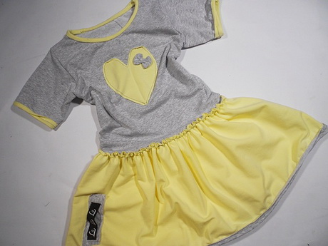 ta-sukienka-dla-dziewczynki-94_17 Żółta sukienka dla dziewczynki