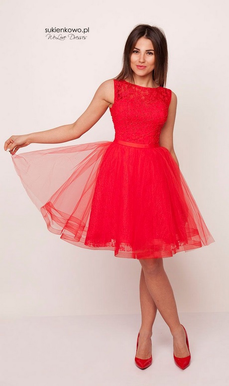 czerwona-sukienka-tiulowa-17_18 Czerwona sukienka tiulowa