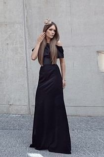dlugie-czarne-suknie-09_15 Dlugie czarne suknie