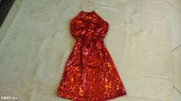 sukienka-czerwona-cekiny-98_12 Sukienka czerwona cekiny