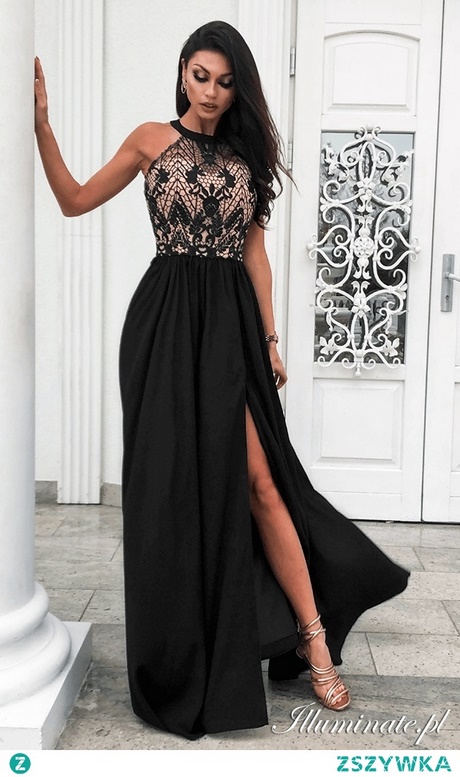 czarna-sukienka-na-polmetek-83_14 Czarna sukienka na półmetek