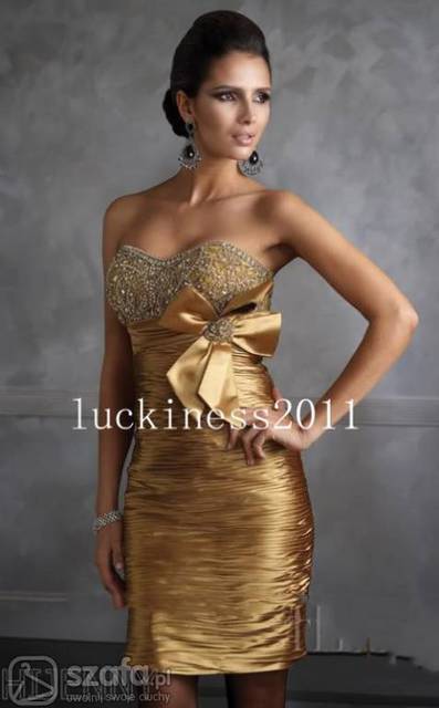 jaka-torebka-do-zlotej-sukienki-24 Jaka torebka do złotej sukienki