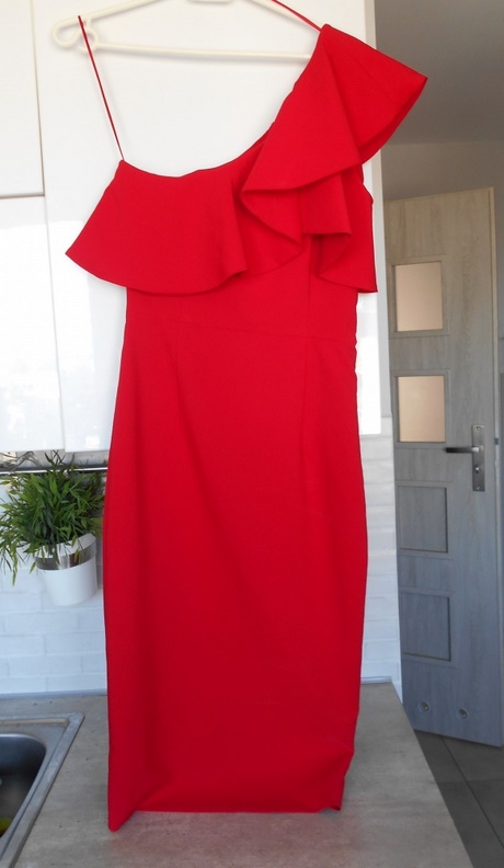 zara-sukienka-czerwona-70_4 Zara sukienka czerwona
