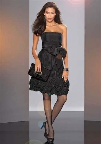 czarna-sukienka-bez-ramion-54_8 Czarna sukienka bez ramion