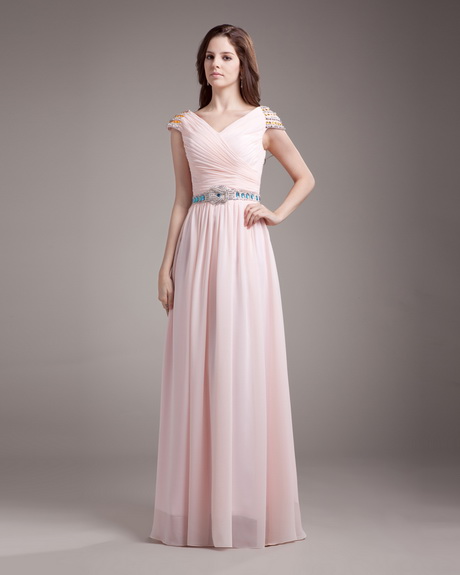suknie-dugie-eleganckie-32_3 Suknie długie eleganckie