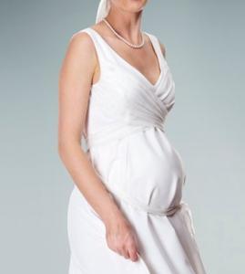 slubne-sukienki-ciazowe-60_13 Ślubne sukienki ciążowe
