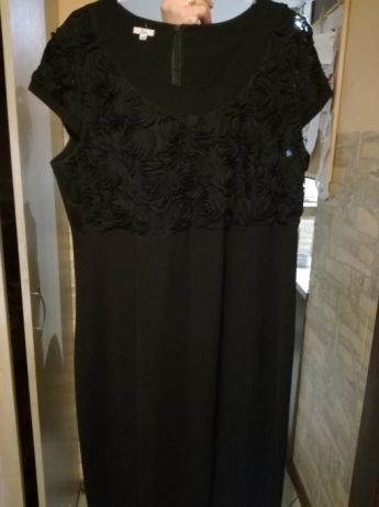czarna-sukienka-duzy-rozmiar-26_13 Czarna sukienka duży rozmiar